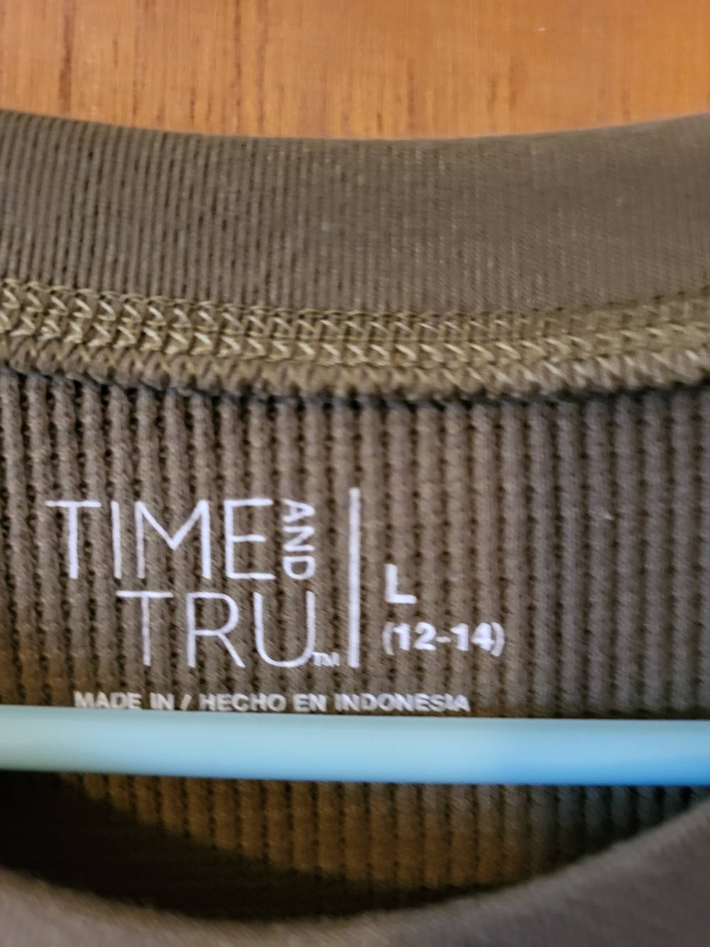 Time and Tru Olive Green Ribbed Long Sleeve Tee - Picture 2 of 3
